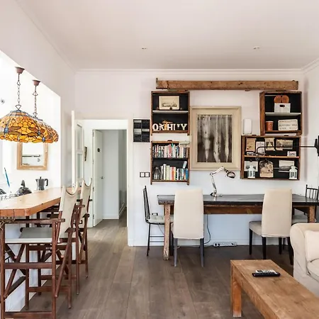 La Bella Escondida By Time